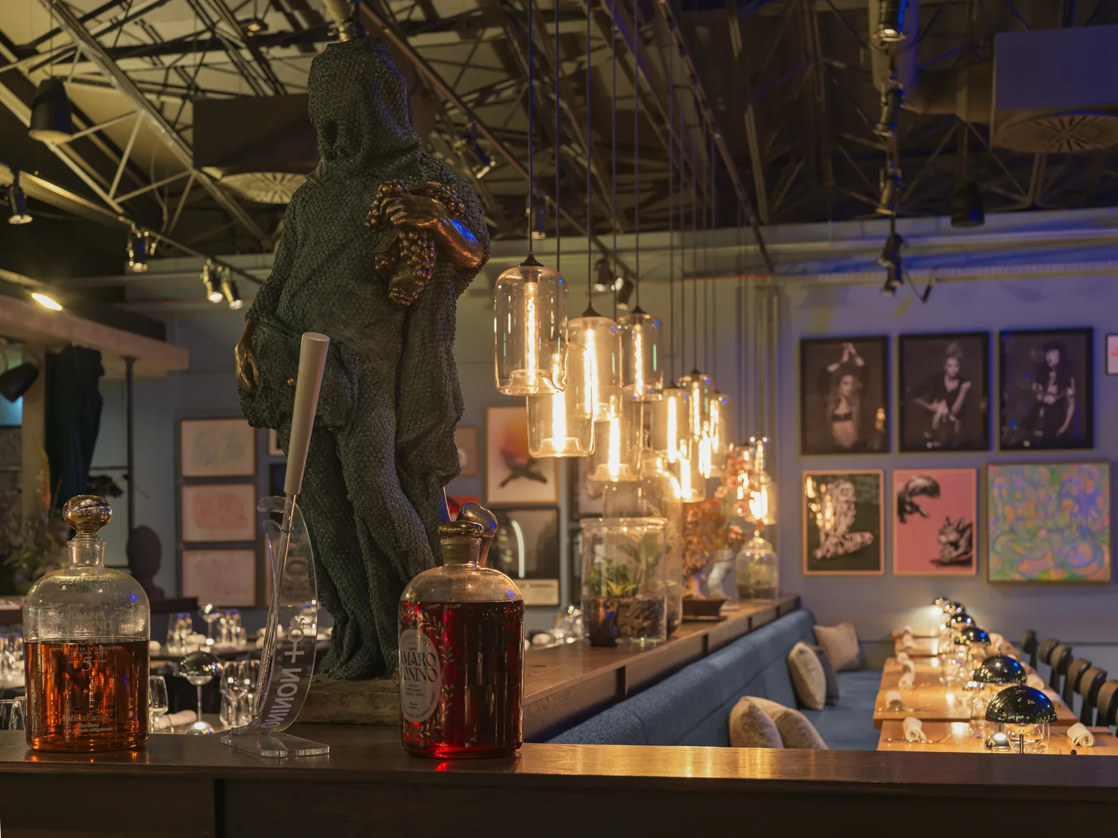 Sculpture, carafes, filament light